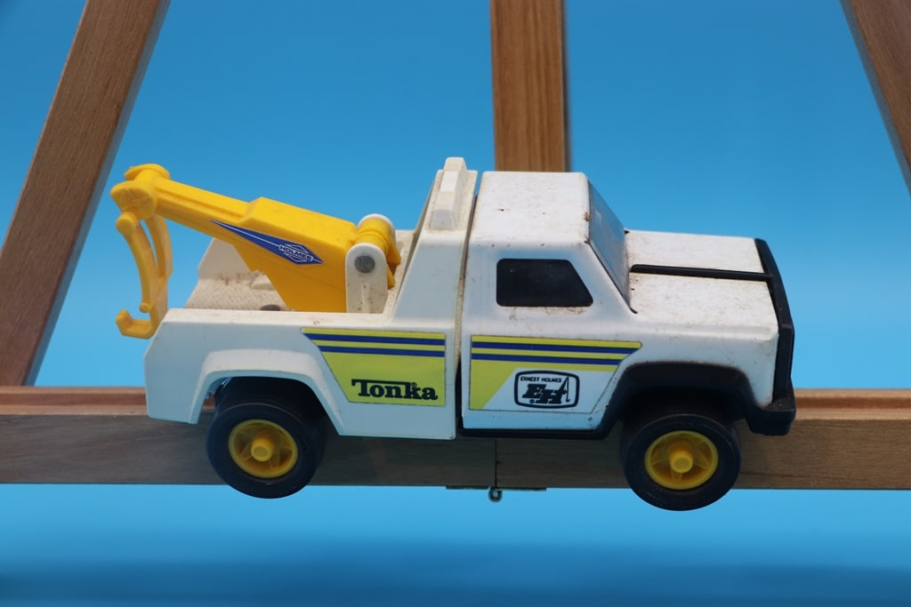 VINTAGE TONKA (1 of 1)