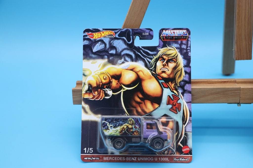 HOT WHEELS: A HOT WHEELS HE-MAN MASTER OF THE UNIVERSE (MOTU) MERCEDES BENZ UNIMOG U 1300L. BRAND NEW