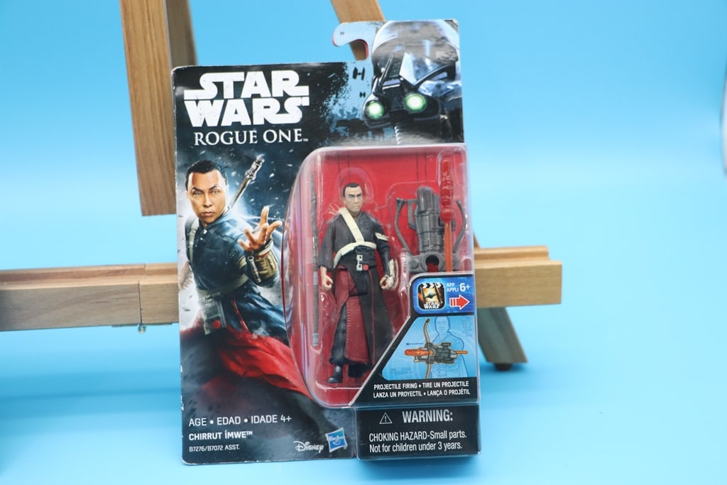 STAR WARS FIGURE: A STAR WARS ROGUE ONE CHIRRUT IMWE FIGURE. BRAND NEW