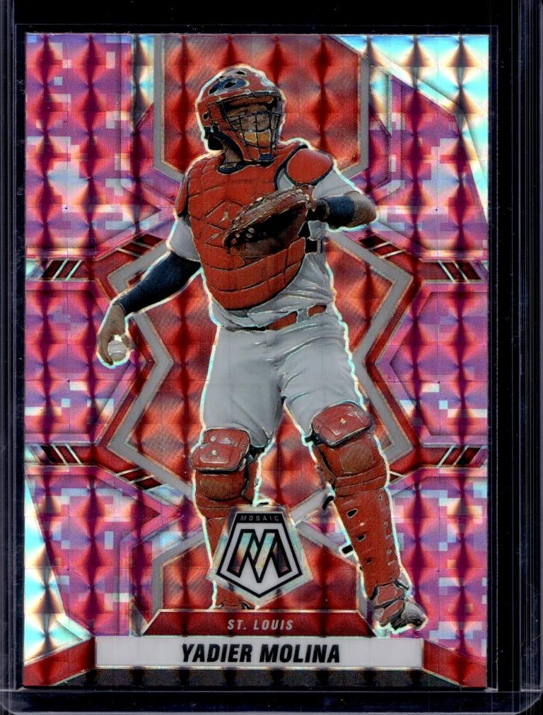 YADIER MOLINA 2022 PANINI MOSAIC PINK CAMO PRIZM: NEAR MINT OR BETTER CONDITION