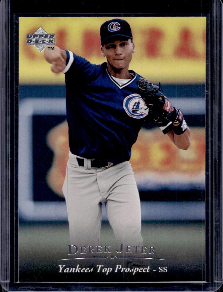 CORBIN CARROLL 2023 TOPPS CHROME REFRACTOR ROOKIE CARD: NEAR MINT OR BETTER CONDITION