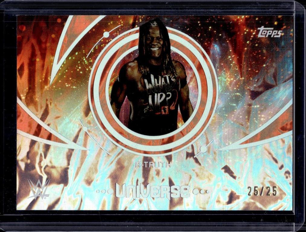 BIANCA BELAIR 2025 TOPPS WWE UNIVERSE WRESTLEMANIA HOLO: 52/99. NEAR MINT OR BETTER CONDITION
