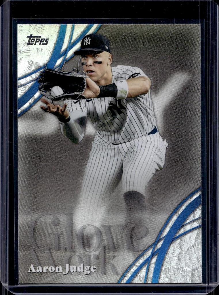 AARON JUDGE 2026 TOPPS GLOVE WORK INSERT: NEAR MINT OR BETTER CONDITION