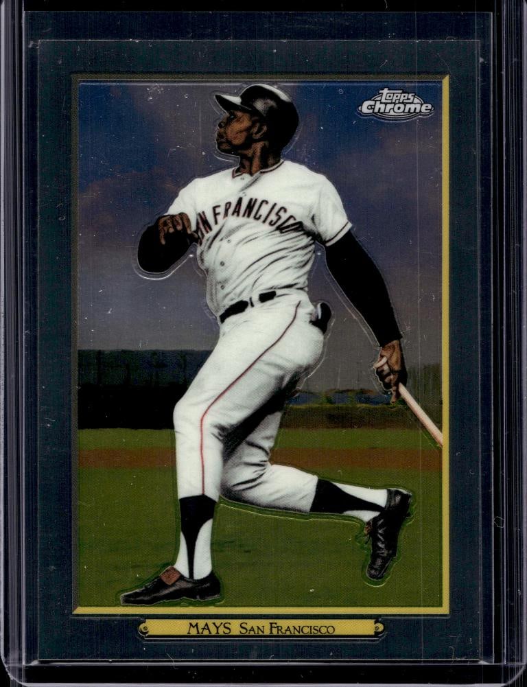 WILLIE MAYS 2020 TOPPS CHROME TURKEY RED INSERT: NEAR MINT OR BETTER CONDITION
