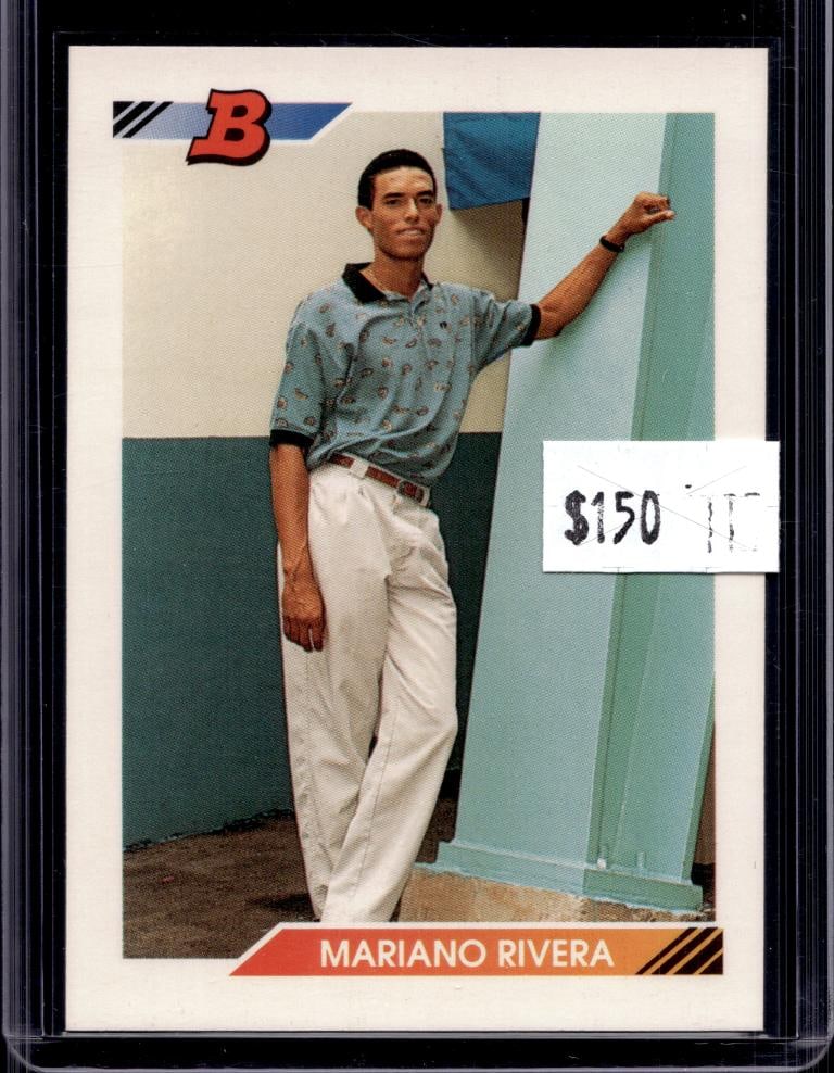 MARIANO RIVERA 1992 BOWMAN ROOKIE CARD: NEAR MINT OR BETTER CONDITION