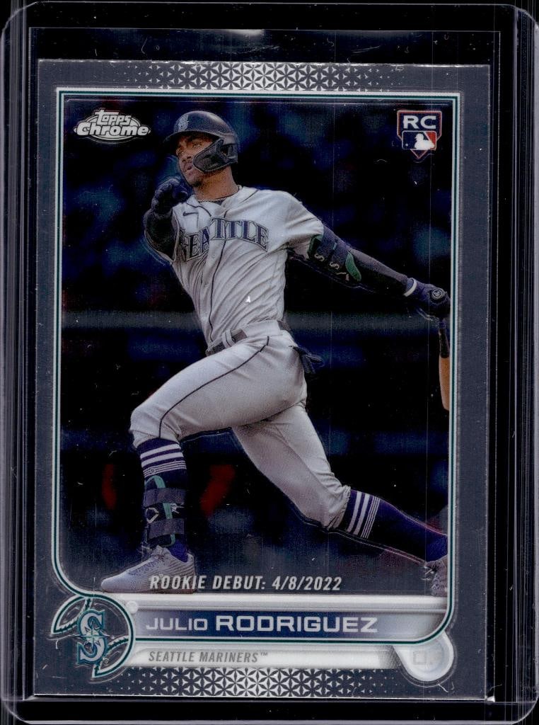 JULIO RODRIGUEZ 2022 TOPPS CHROME ROOKIE CARD: NEAR MINT OR BETTER CONDITION