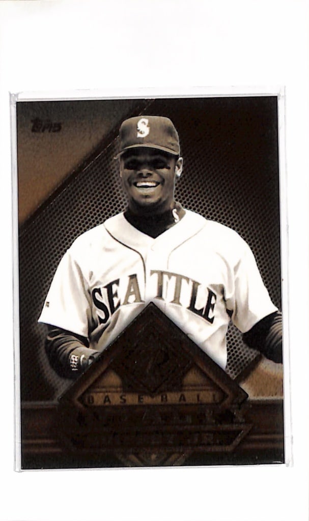 KEN GRIFFEY JR 2015 TOPPS BASEBALL ROYALTY INSERT: NEAR MINT OR BETTER CONDITION