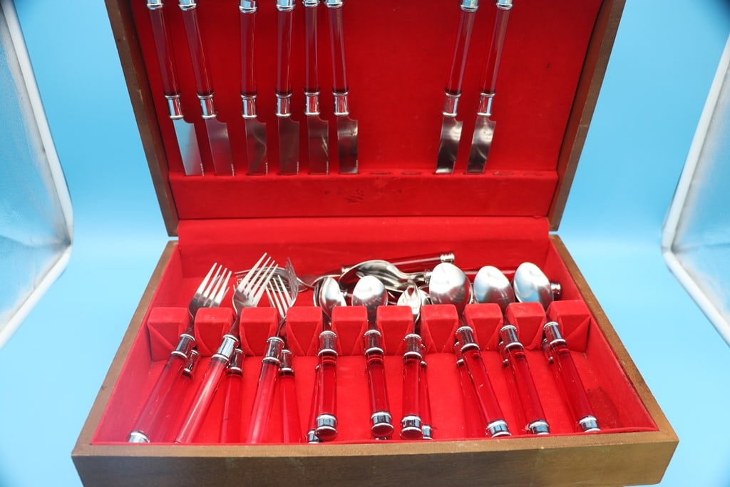 RED LUCITE FLATWARE (1 of 2)
