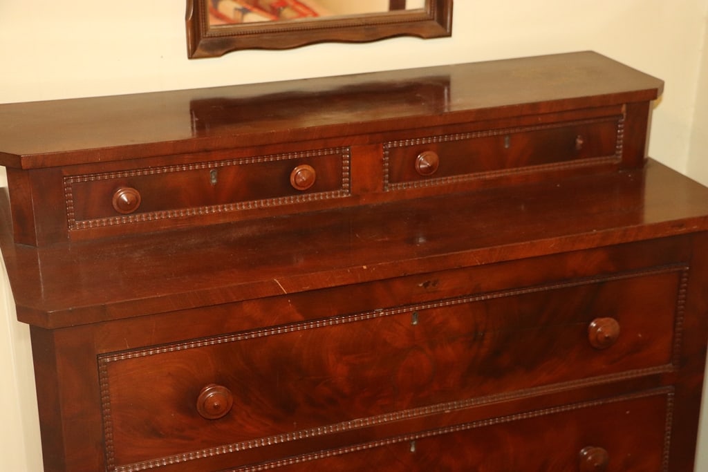 VINTAGE/ANTIQUE BEDROOM SET - 2