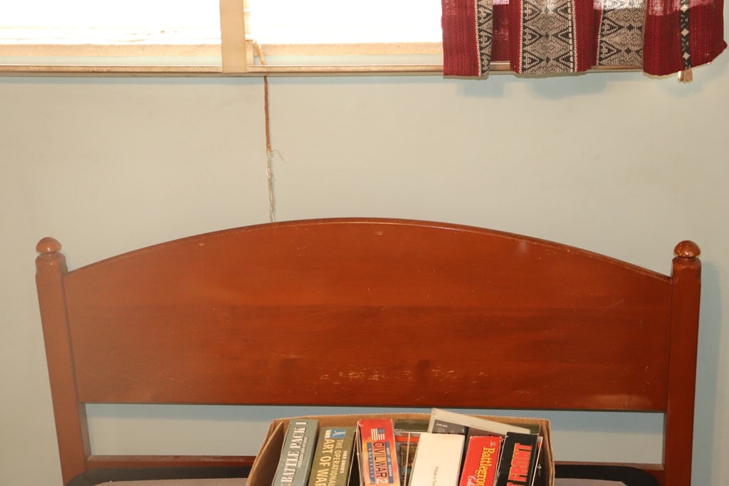VINTAGE BEDROOM SET - 3