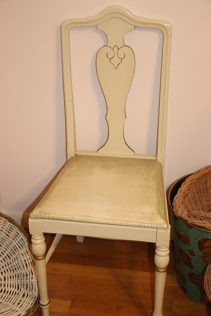 VINTAGE BEDROOM SET - 2