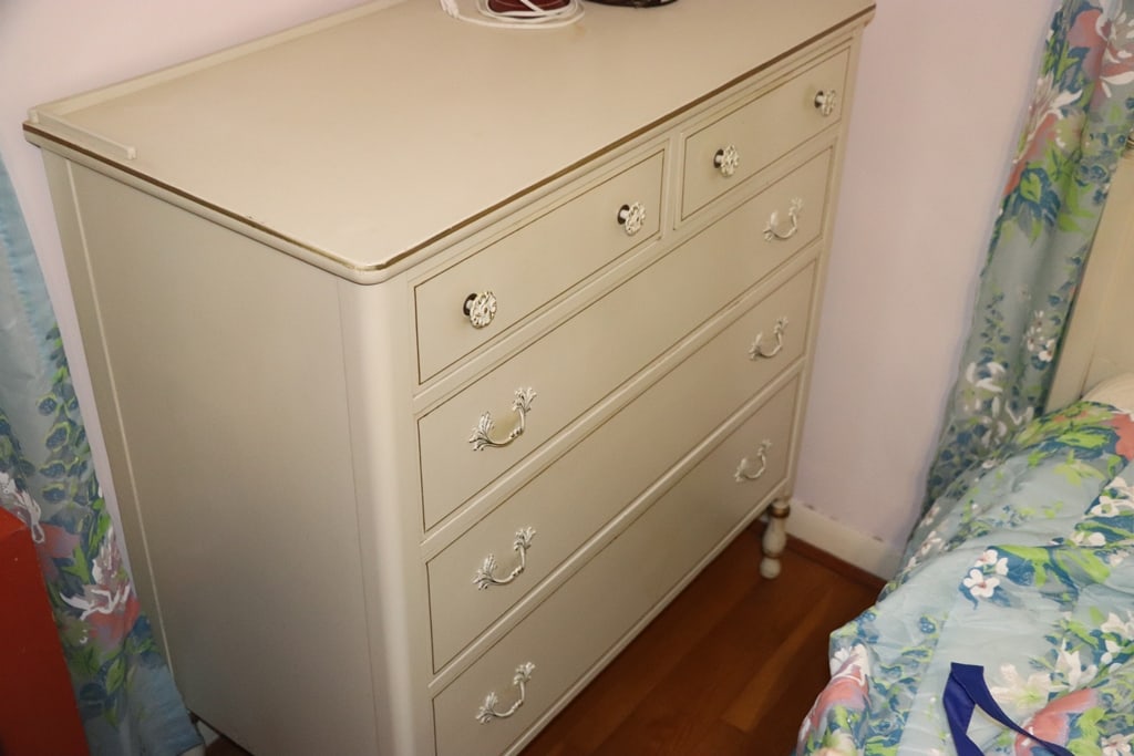 VINTAGE BEDROOM SET - 3