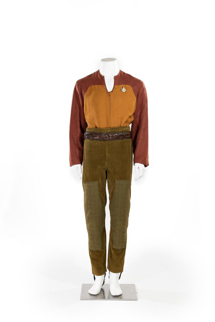 Captain Sisko Civilian costume from "The Jem: A costume featured in the Deep Space Nine episode "The Jem' Hadar", wherein we are first introduced to the Dominion's cloned soldier race, the Jem'Hadar. This costume was worn by Avery Brooks in the r