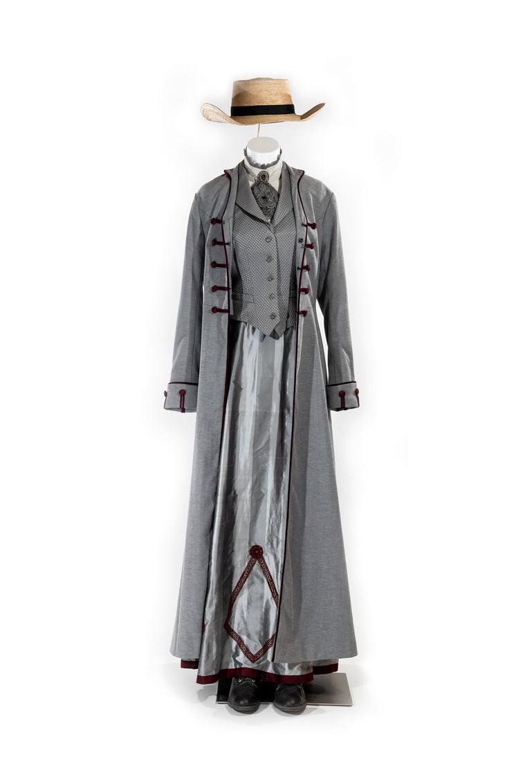 Maggie Palmer (1 of 2)