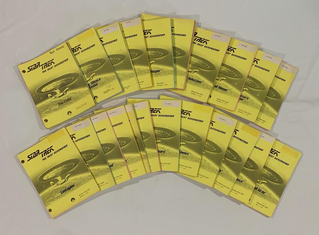 Star Trek The Next Generation Season Two Script Lot (1 of 1)