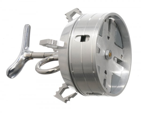 Hero rt unit Chest Extractor - CGI version: Extractor tool Obadiah Stane uses to pull out the RT Unit from Tony Starks chest after immobilizing him with the sonic taser. Production noted this as the hero RT Unit chest extractor used by Jeff Bri