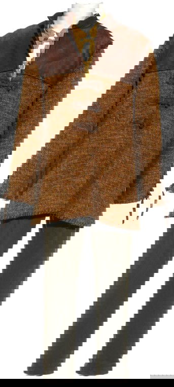 Daniel's Villager Costume from "The Ark of Truth": Production Description: Villager costume worn by actor Michael Shanks as "Daniel Jackson" during the direct-to-DVD feature, "Stargate: The Ark of Truth". Daniel and the rest of SG-1 entered the Ori ga