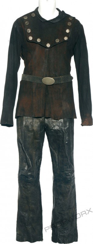 Mitchell's scoundrel costume from "The Ties That Bi: Scoundrel costume worn by actor Ben Browder as "Cameron Mitchell" in the Stargate SG-1 Season Nine episode, "The Ties That Bind". Mitchell led the SG-1 team through the last two years of the series af