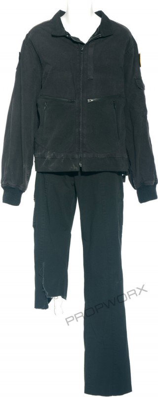 Carter's duty uniform from "Trio": Black uniform worn by actress Amanda Tapping as "Samantha Carter" in the Stargate Atlantis Season Four episode, "Trio". A valuable member of the SG-1 team, Sam worked on the Stargate project two years