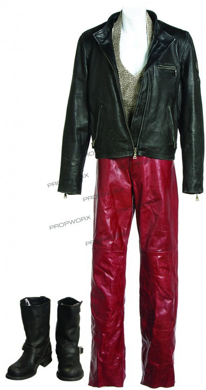 Chrissy's Shootout Costume: Production Description: This costume was worn by actress Ali Larter's stunt double Vicki Phillips while portraying the character Sissy in the film "Jay and Silent Bob Strike Back". Production noted th