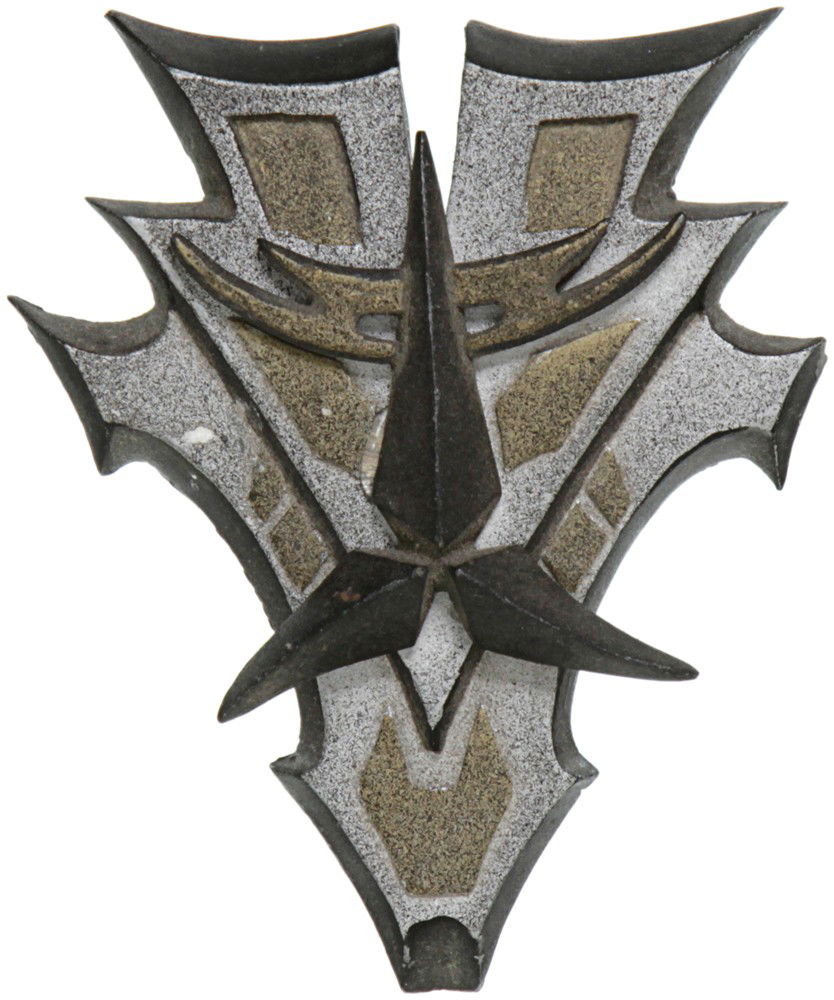 Star Trek: Deep Space Nine Klingon Order Of The Ba: Production Description: The order of the Bat'leth was a exclusive Klingon group who have distinguished themselves in battle. This pendant was given only to a select group of klingon warriors and can