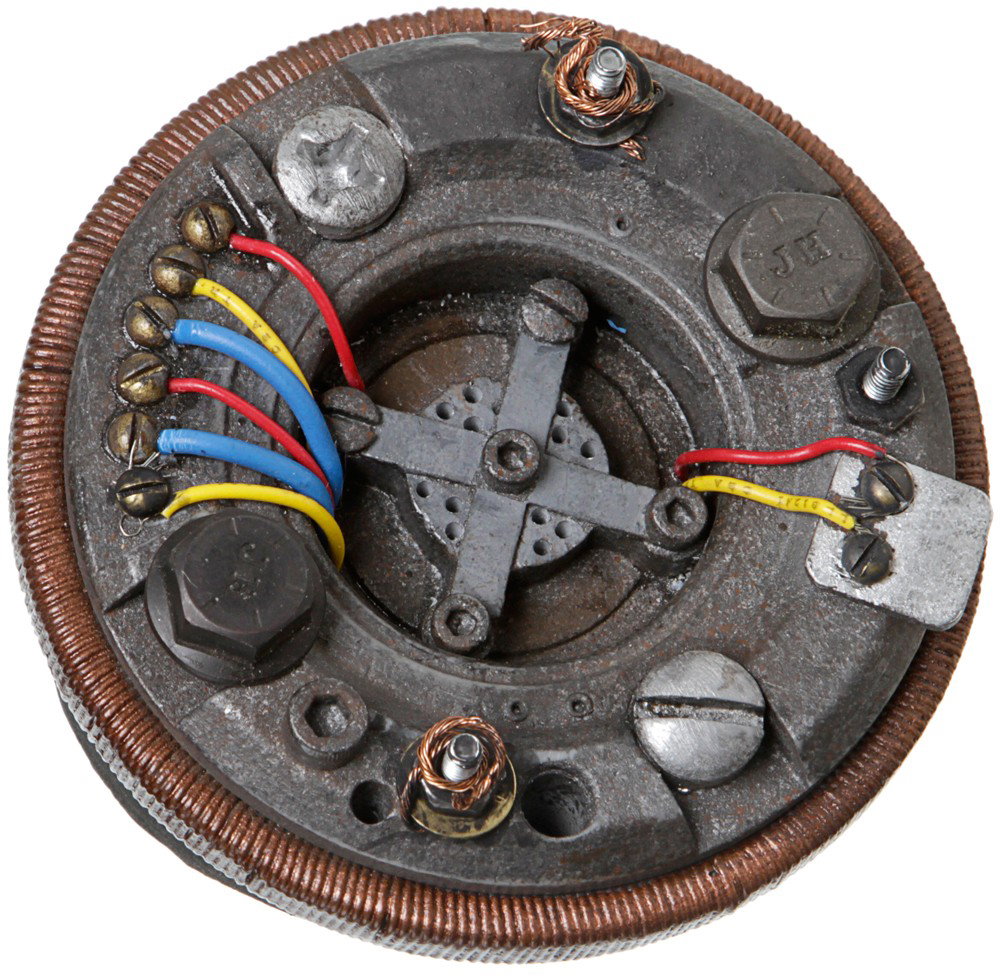 Iron Man Hero Cave RT Unit: Production Description: Hero RT unit used by Tony Stark in the first Iron Man movie. This is the first version of the RT used by Tony, and was a basic electromagnet hooked up to a car battery to hold 