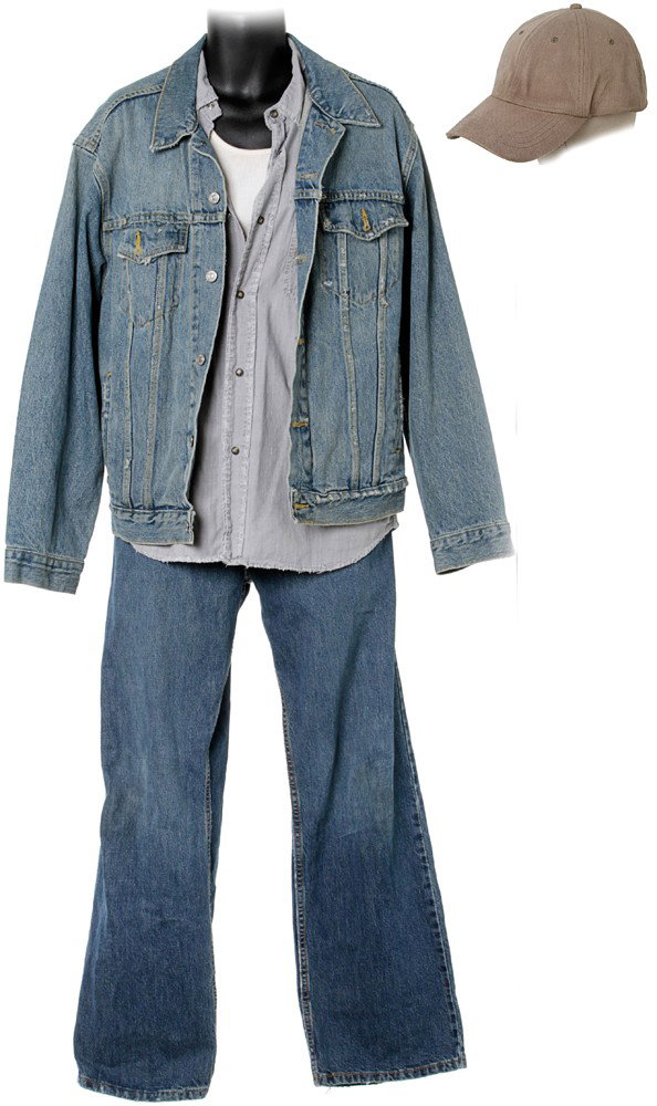 The Incredible Hulk Bruce Banner University Outfit: Production Description: Outfit worn by Bruce Banner while walking around the campus of Culver University looking for Betty Ross and then later when he visited with Stanley at Stanley's Pizza Parlor. W