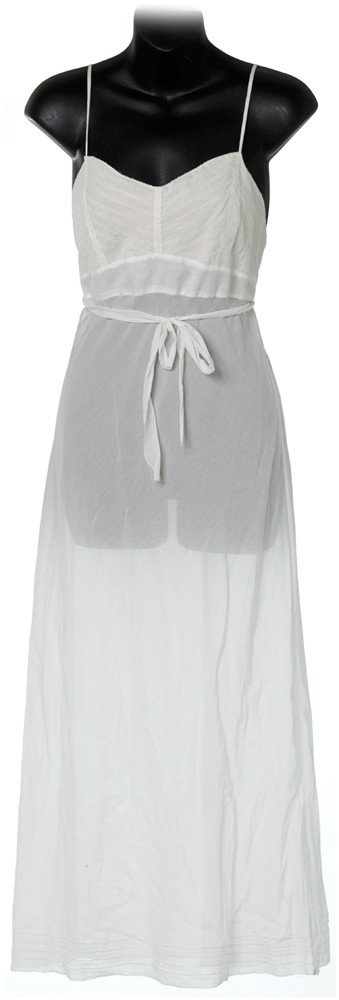 The Incredible Hulk Betty Ross Nightgown: Production Description: Nightgown worn by Betty Ross the night she found and brought Bruce Banner back to her home for the night. Worn by actress Liv Tyler. Technical Description: Cream colored Vera W