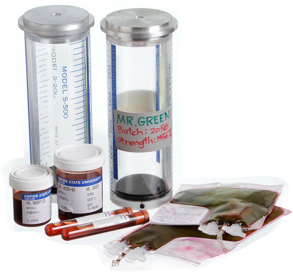 The Incredible Hulk Mr. Greens Synthesized Blood: Production Description: Overly enthusiastic about the potential to cure mankind of all diseases and frailties, Dr Samuel Sterns (Tim Blake Nelson) synthesized the small amount of blood given to him by