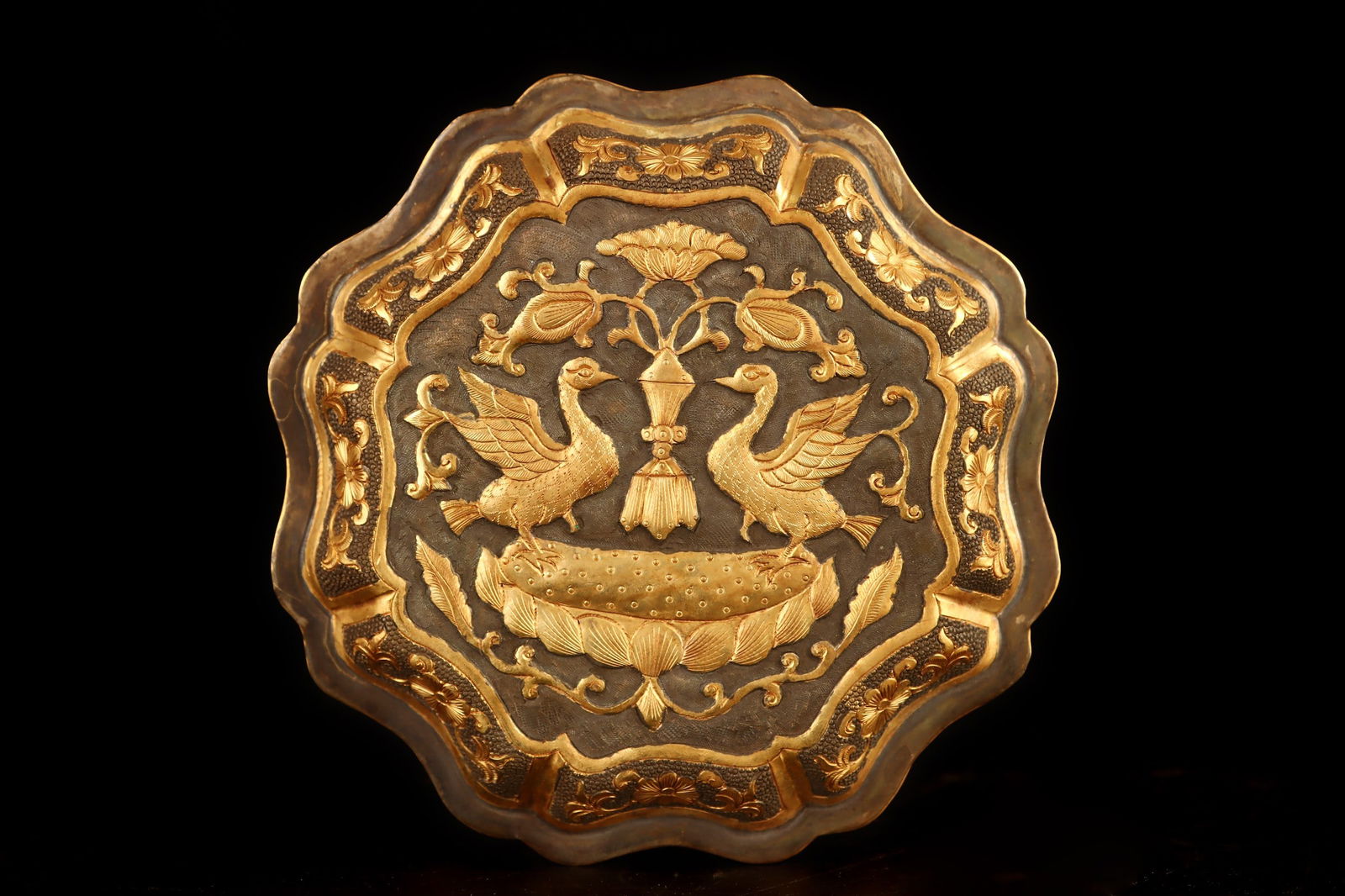 A Rare Gilt Bronze Flower Animal Pattern Box: A Rare Gilt Bronze Flower Animal Pattern box,Tang Dynasty, China,With Mark,Size:2.6inx5.1in Weight:526g 铜鎏金花卉动物纹盒,中国唐