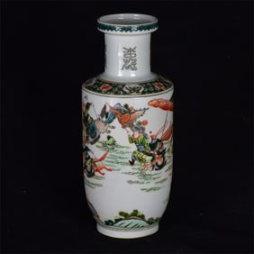 An Exquisite Wucai Figure and Story Pattern Vase