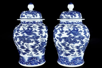 A Pair of Huge Blue and White Auspicious Cloud and Dragon Pattern with Cover Jars