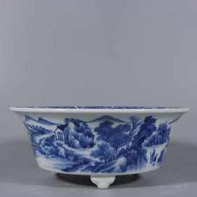 An Exquisite Blue and White Landscape and Figure Pattern Tripod Bowl