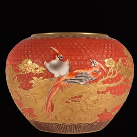 An Exquisite Enamel Iron-Red Painted Gold Flower and Bird Pattern Vat,With Poem