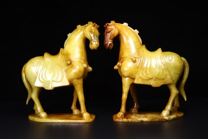 A Pair of Exquisite White Jade Horse Ornaments