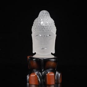An Exquisite Crystal Buddha-Heada