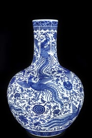 A Huge Blue and White Lotus and Phoenix Pattern Vase
