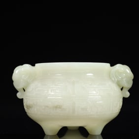 An Exquisite White Jade Chi-Dragon Pattern Elephant-Ears Tripod Censer