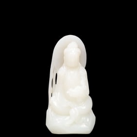 An Exquisite White Jade Statue of Avalokitesvara Ornament