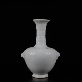 An Exquisite Blance-De-Chine Flower Pattern Beast-Ears Vase