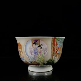 An Exquisite Famille-Rose Figure and Story Pattern Bowl
