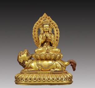 A Solemn Gilt Bronze Statue of Avalokitesvara