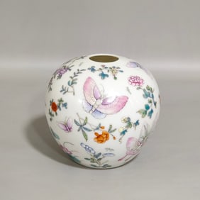 An Exquisite Famille-Rose Flower and Butterfly Pattern Water Pot