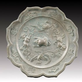 An Archaic Bronze Animal Pattern Mirror
