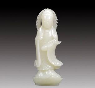 An Exquisite White Jade Statue of Avalokitesvara Ornament