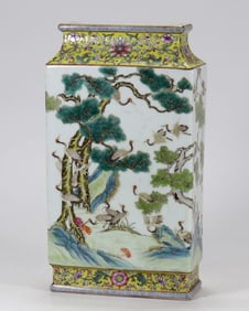 An Exquisite Famille-Rose Pine and Crane Pattern Vase