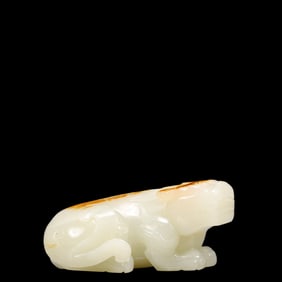 An Exquisite White Jade Lion Ornament