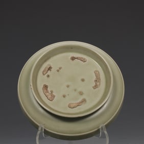 An Exquisite Ru yao Sky Blue Glazed Cover with Silver Brush Washer?With an Imperial Poem by