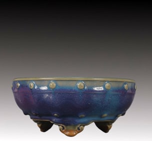 An Exquisite Jun yao Tripod Brush Washer