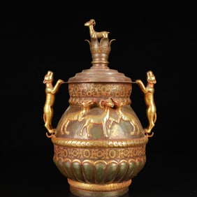 An Exquisite Gilt Silver Sheep Pattern Beast-Ears Cover Jar